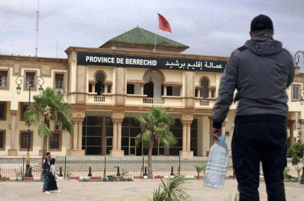 بيان استنكاري حول الانقطاعات المتكررة للماء الصالح للشرب وانتشار البعوض بمدينة برشيد
