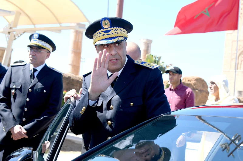 حموشي يمنح ترقية استثنائية لرئيس خلية الأمن المدرسي بآسفي