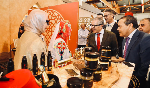 في بروكسل… التراث المغربي يفرض حضوره عبر قرية الصناعة التقليدية