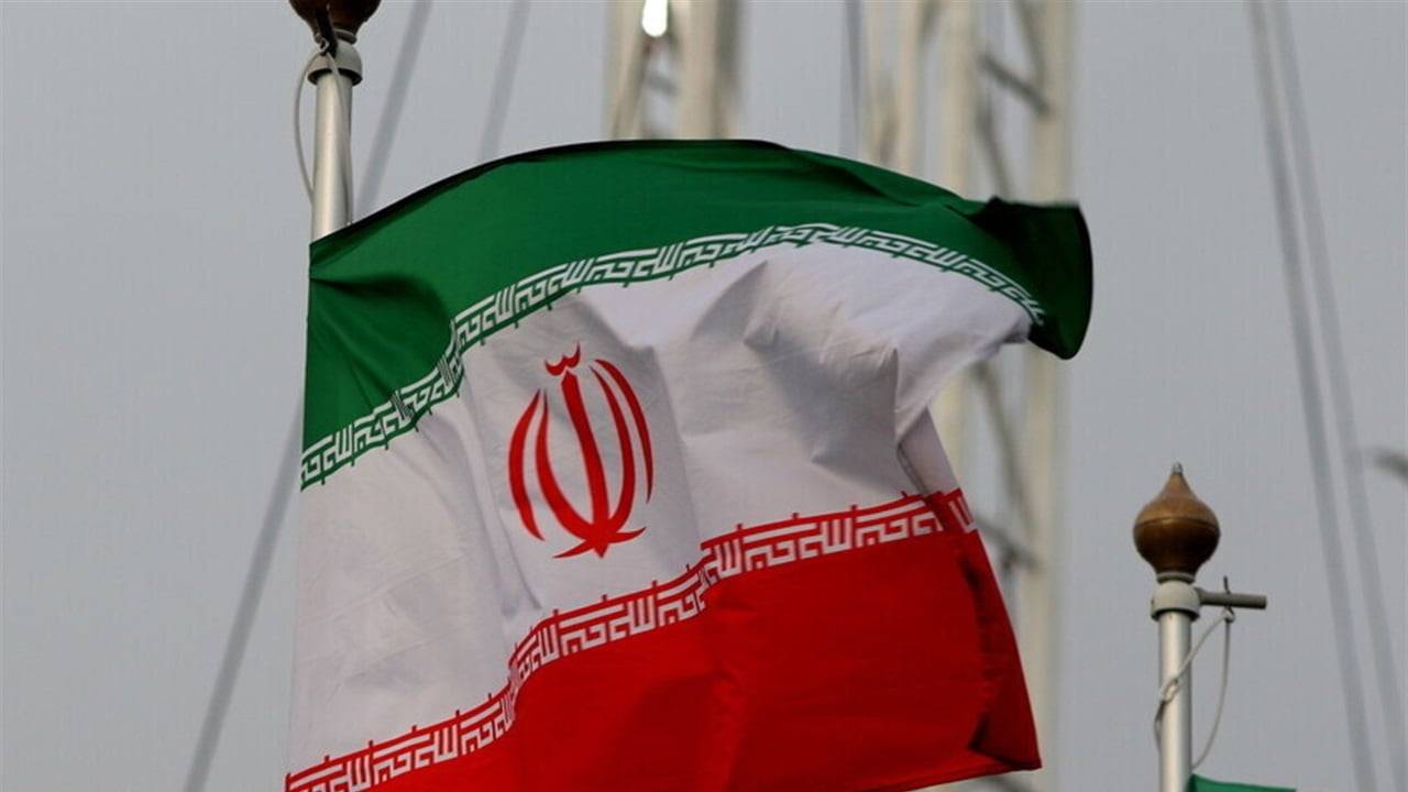 إيران تنفي طلب وقف إطلاق النار: قراءة في الدلالات والتطورات