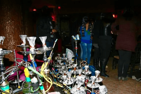 حملة أمنية واسعة تستهدف مقاهي الشيشا في مدينة تزنيت جنوب