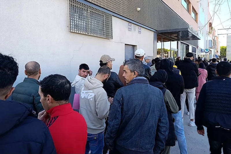 قنصلية المغرب بألميريا تواصل جهود التعبئة لخدمة الجالية المغربية بالخارج