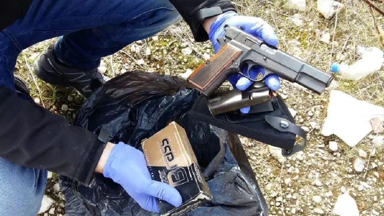 العثور على مسدس بشاطئ سيدي رحال يستنفر مصالح الدرك