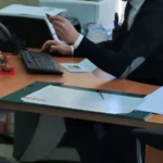 حرمان شركات من شهادات جبائية يثير احتجاجات وتعثرات مالية واسعة