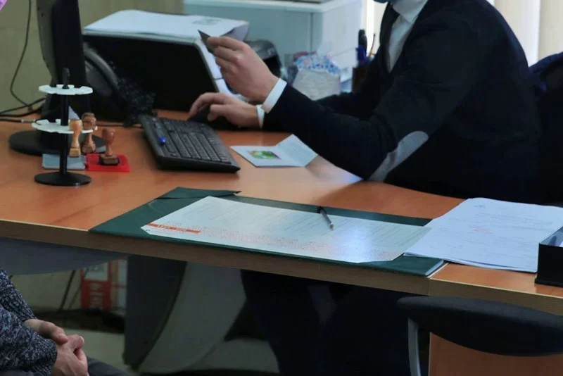حرمان شركات من شهادات جبائية يثير احتجاجات وتعثرات مالية واسعة