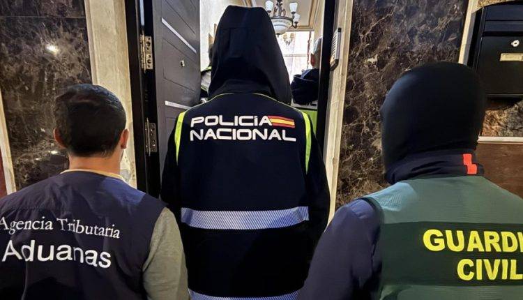 تفكيك شبكة تهريب الحشيش بمليلية وتوقيف أربعة عشر متورطاً إجرامياً